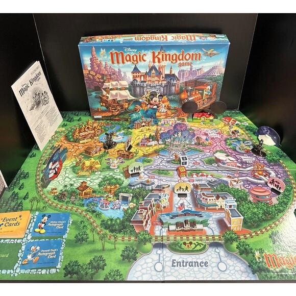 Disney Magic Kingdom Board Game Parker Brothers 99% Complete Mickey Donald 3D - Picture 1 of 13